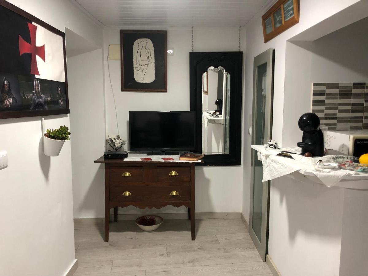 Villa Pe Do Castelo Casinha - Pet Friendly & Garage Tomar Exterior foto